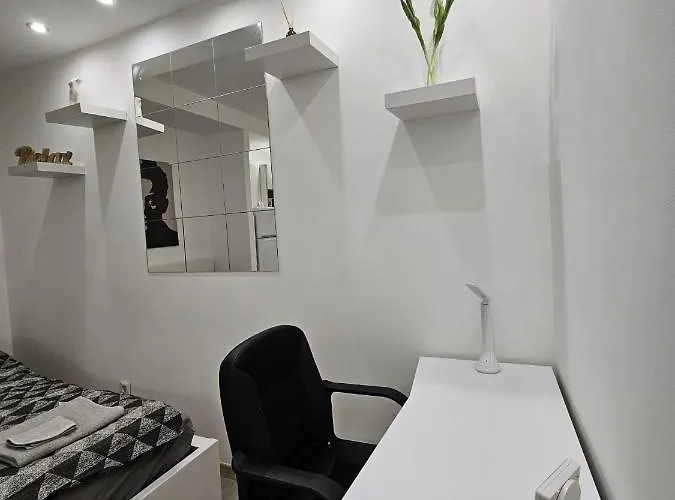 Smart In The Heart Of Budapest